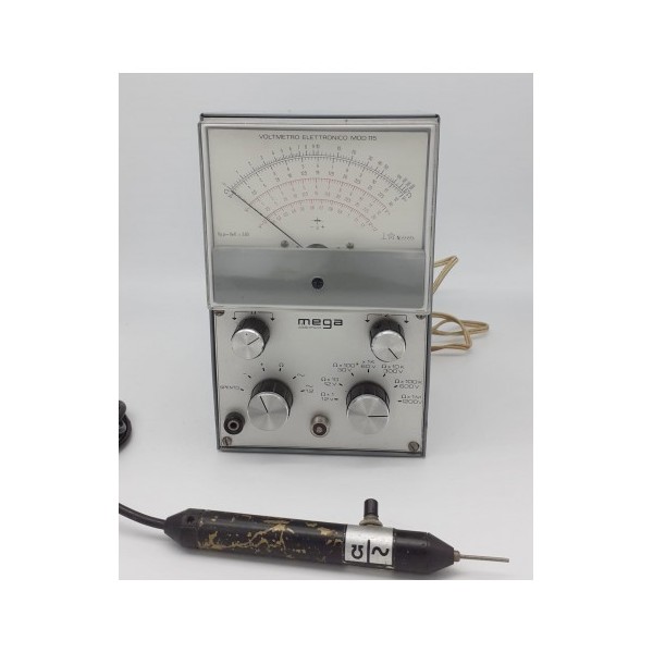 MEGA ELETTRONICA 115 - VOLTMÈTRE ÉLECTRONIQUE, INSTRUMENT VINTAGE UTILISÉ, FONCTIONNANT, À RECALIBRER (POUR COLLECTIONNEURS)
