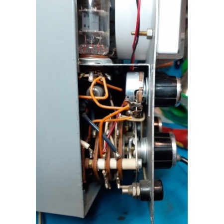 MEGA ELETTRONICA 115 - VOLTMÈTRE ÉLECTRONIQUE, INSTRUMENT VINTAGE UTILISÉ, FONCTIONNANT, À RECALIBRER (POUR COLLECTIONNEURS)