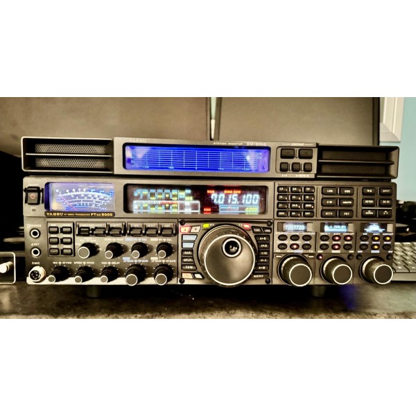 Yaesu FTDX-5000MP Usato Ricetrasmettitore HF/50MHz da base 200 Watts, 220 volts