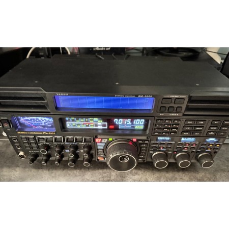Yaesu FTDX-5000MP Usato Ricetrasmettitore HF/50MHz da base 200 Watts, 220 volts