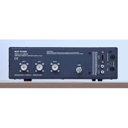 Tuner d'antenne automatique universel mAT-1500PRO 1500 watts Tuner d'antenne automatique universel mAT-1500PRO 1500 watts