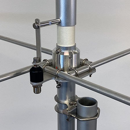 Grazioli G-MAX Antenna Antenna Verticale Collineare 27-28.5 MHz, 5 kW, Altezza 10,85 m Grazioli G-MAX Antenna Antenna Verticale Collineare 27-28.5 MHz, 5 kW, Altezza 10,85 m