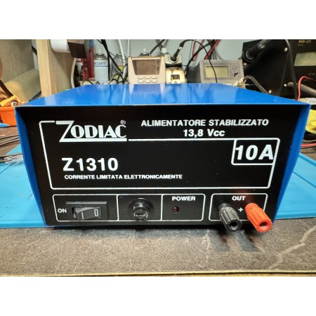 Zodiak Z1310 Alimentatore stabilizzato 10 A. 13,8 V., a trasformatore (no switching) Usato