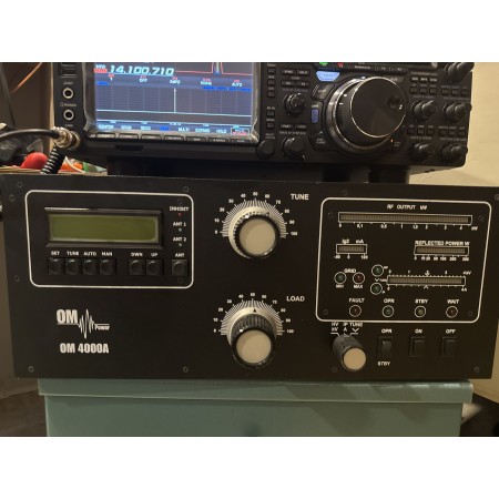Amplificateur linéaire OM POWER 4000A 4 kW 0-30 MHz - D'OCCASION