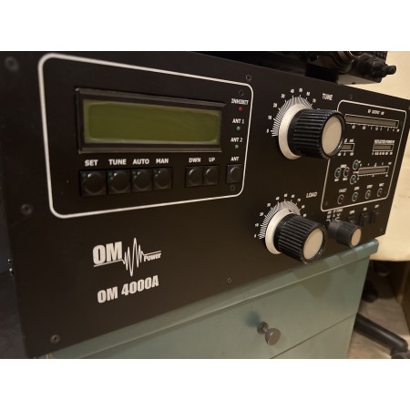 Amplificateur linéaire OM POWER 4000A 4 kW 0-30 MHz - D'OCCASION