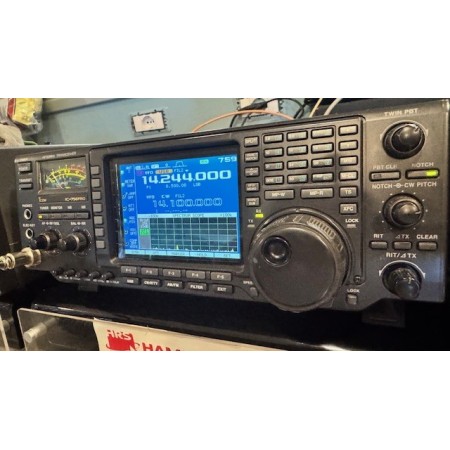 Icom IC-756PRO Ricetrasmettitore HF/50MHz da base con DSP - USATO Icom IC-756PRO Ricetrasmettitore HF/50MHz da base con DSP - USATO