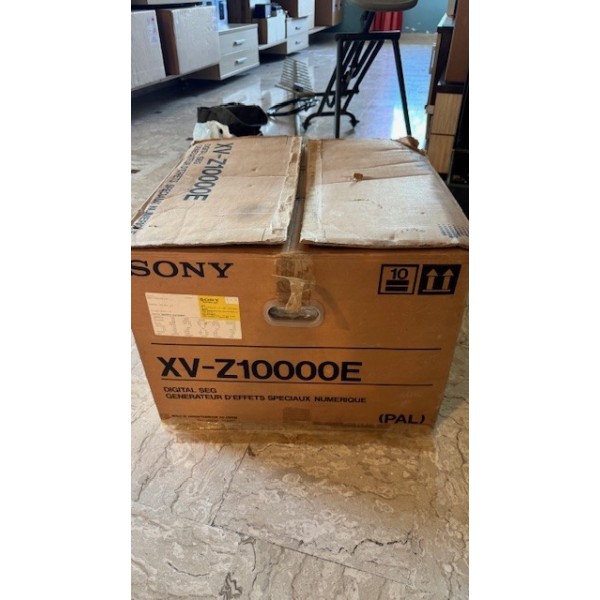 Sony XV-Z10000E Mixer video con effetti speciali - USATO