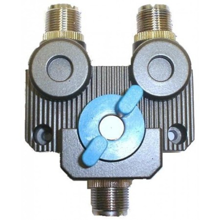 CO-2M Commutatore d'antenna a 2 VIE conn. UHF F CO-2M Commutatore d'antenna a 2 VIE conn. UHF F