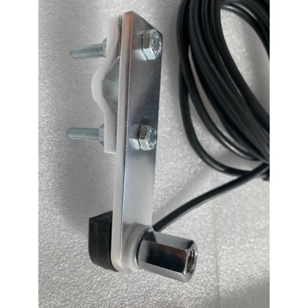 HRS-341T - Antenna bracket for roof racks or tubulars with 3/8" thread + 4 m. RG-58 PL connection HRS-341T - Antenna bracket for roof racks or tubulars with 3/8" thread + 4 m. RG-58 PL connection