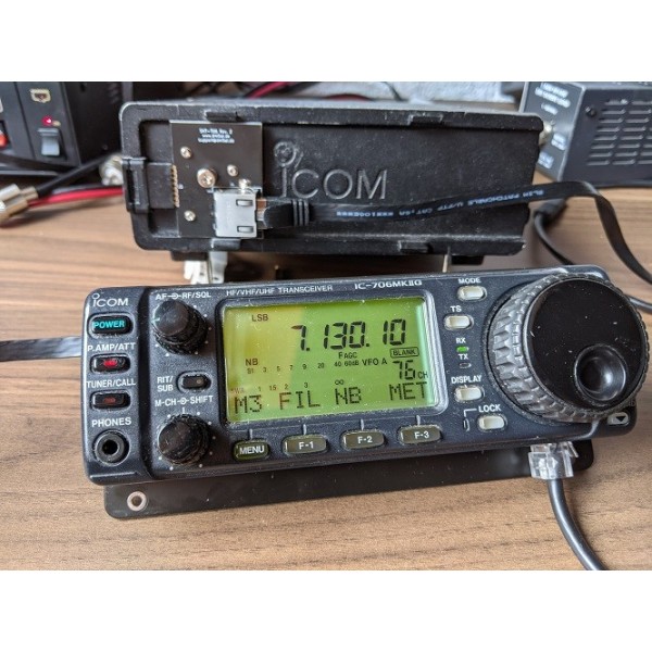 SKT-706 NUOVO KIT separazione ICOM IC-706 tramite cavo LAN, sostituisce OPC-581