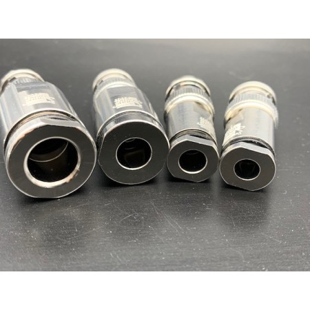HRS BNC5PRO Connettore professionale BNC maschio a morsetto per cavi 5 - 5,4 mm HRS BNC5PRO Connettore professionale BNC maschio a morsetto per cavi 5 - 5,4 mm