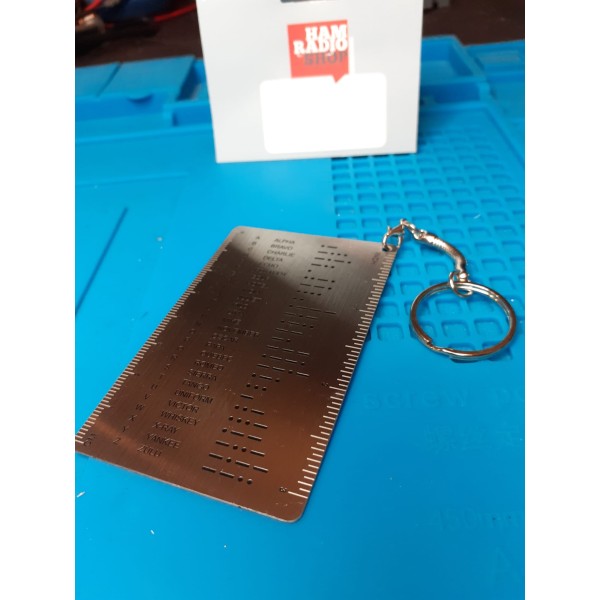 Schlüsselplatte aus Stahl mit Morsecode und Q-Code, auch nützlich in QRO- oder QRP-Laptops