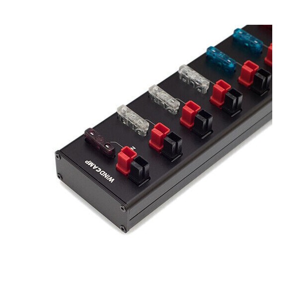 Windcamp AP-8, distributeur d'énergie avec 8 connexions PowerPole